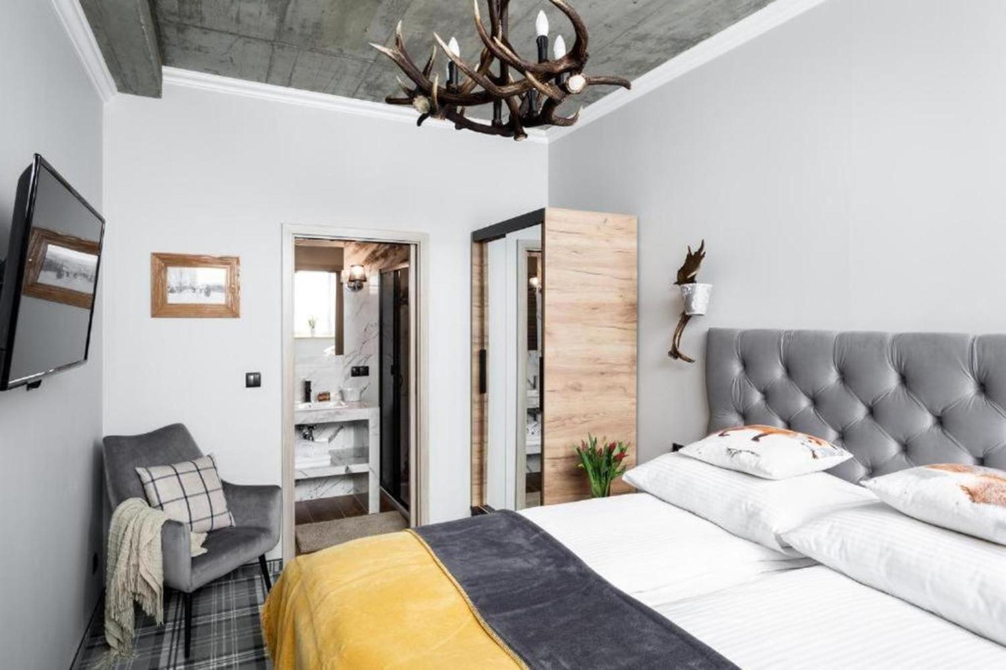 Deluxe Double Room CZARNY STAW